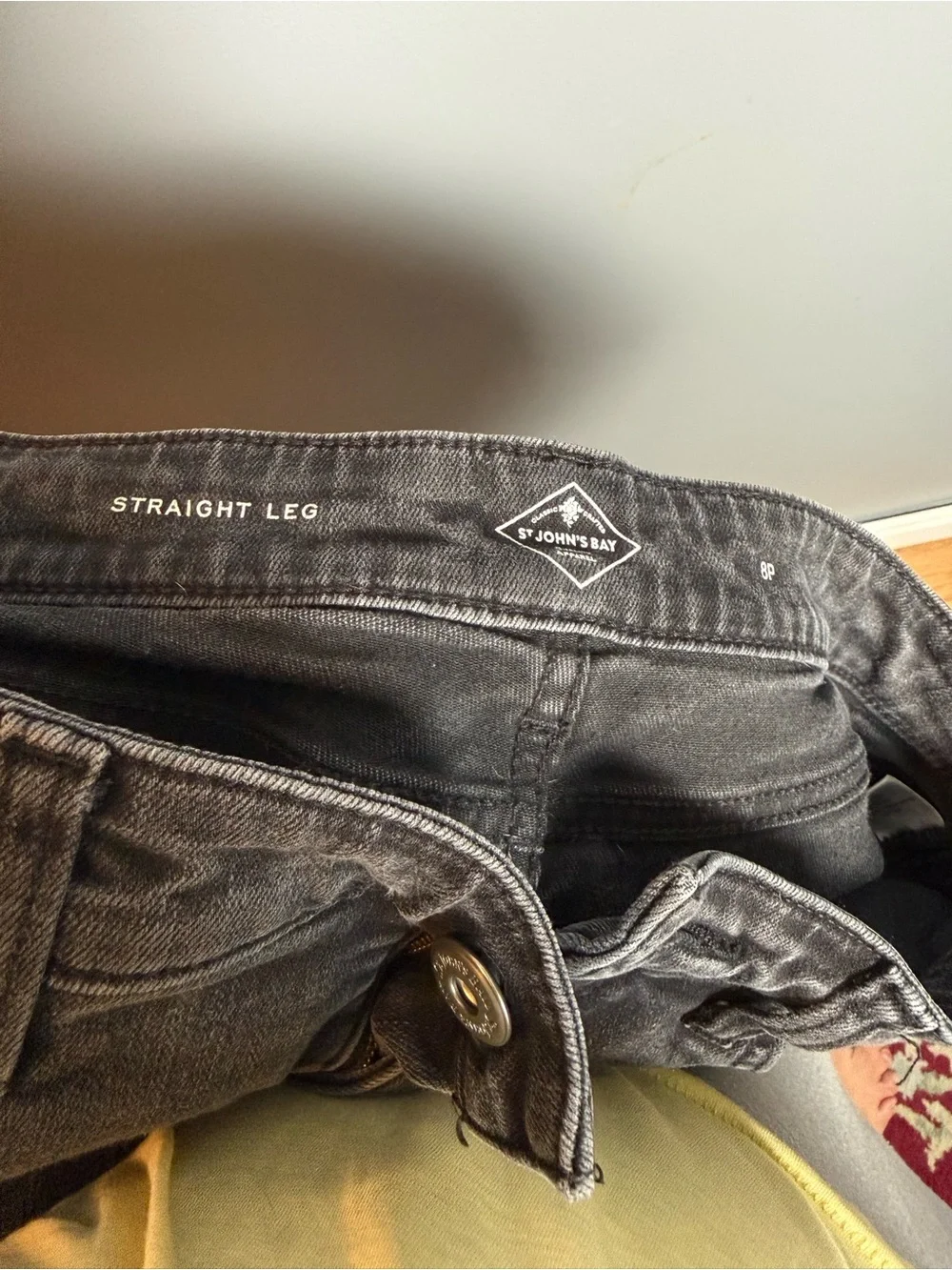 St. John's Bay Faded Black Straight Leg Denim Jeans Womens Sz 8 P Short